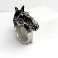 HORSE HEAD Ring with PATINA