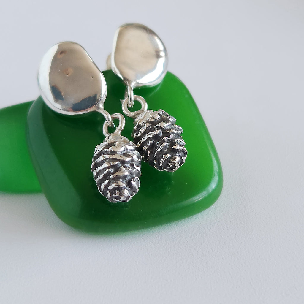 PINE-CONE Earrings