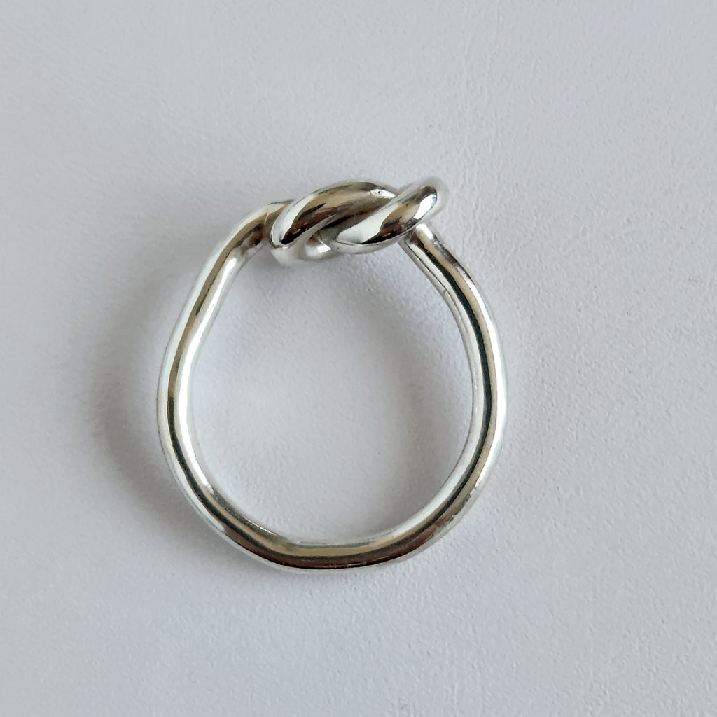 KNOT Ring